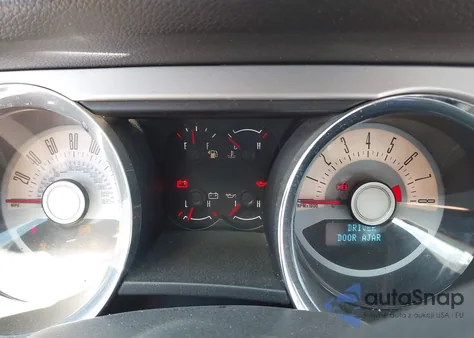 2011 Ford Mustang V6 Premium из США, поврежденный, VIN 1ZVBP8AM2B5145032